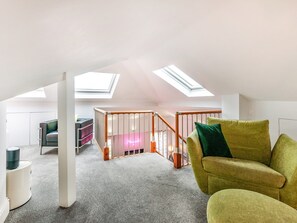 Interior - Walpole Heights Penthouse (Margate)