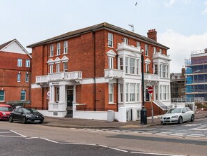 Exterior - Walpole Heights Penthouse (Margate)