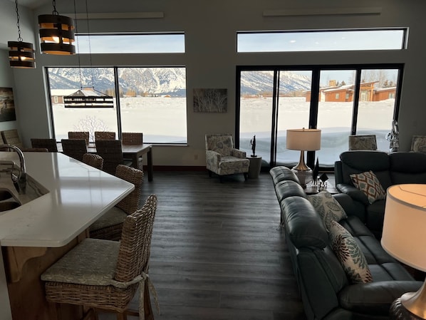 Interior - Beautiful 6-bedroom ranch at the foot of the Grand Teton Mountains. (Jackson)