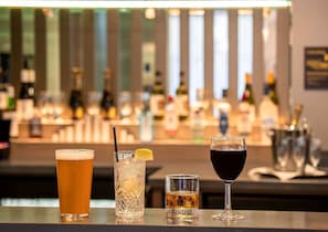 Bar (in der Unterkunft)
