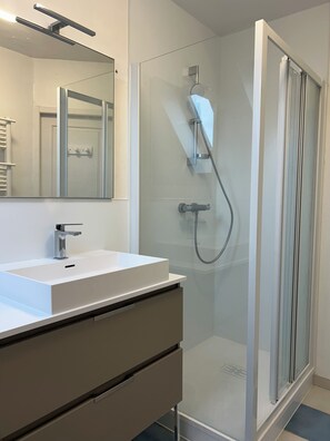 Shower, hair dryer