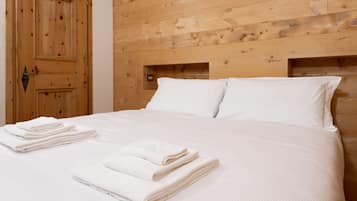 5 chambres, fer et planche Ă repasser, Wi-Fi gratuit, draps fournis