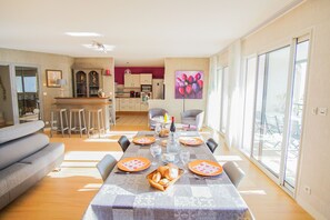 تناول الطعام