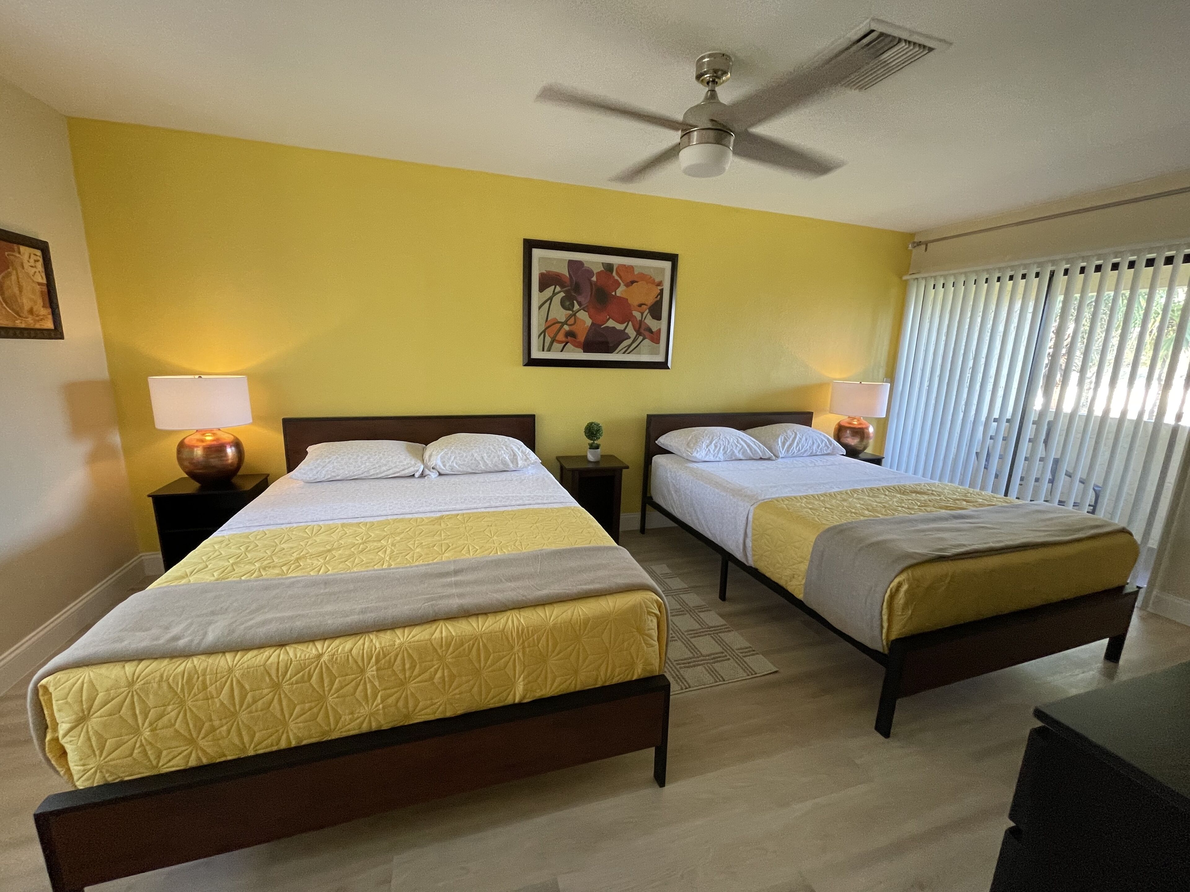 1 slaapkamer, een strijkplank/strijkijzer, wifi, beddengoed