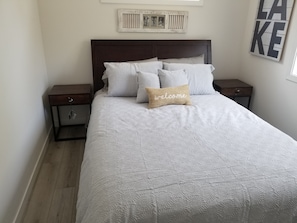 2 chambres, fer et planche à repasser, accès au Wi-Fi (inclus)