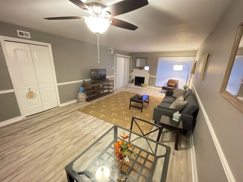 Cozy condo in quiet wooded neighborhood - 5 min to Johnston Willis