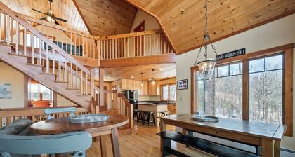 39 Adams Wulff - Large and spacious home with a hot tub!