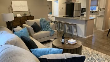 TV connectée, lecteur de DVD, vidéothèque