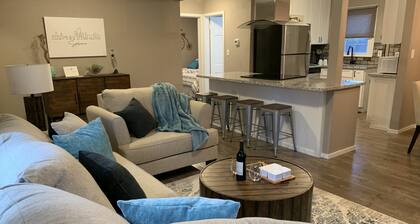 🌟The Walton House🌟Remodeled top to bottom🌟