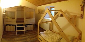 2 makuuhuonetta, ilmainen Wi-Fi, vuodevaatteet