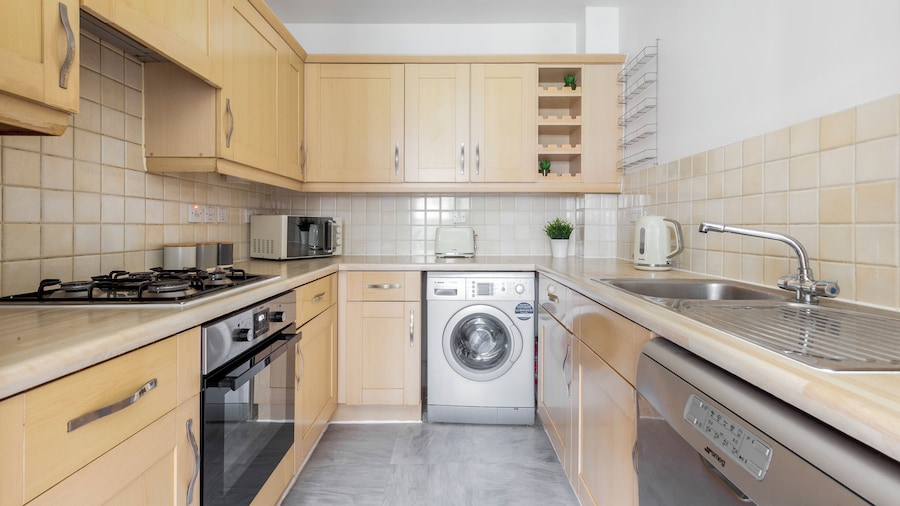 Premium 2 Bed Apartment in Haggerston