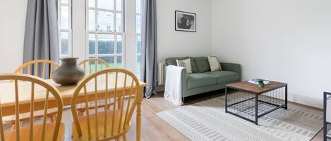 Apartment | Living area