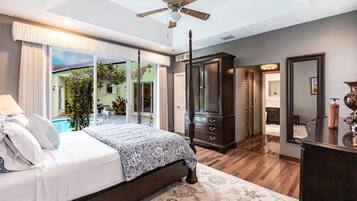 3 bedrooms, in-room safe, desk, iron/ironing board