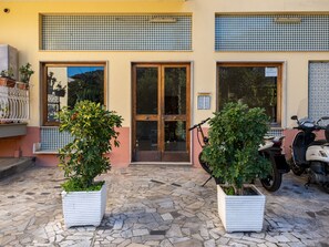 Entrée de l’hébergement