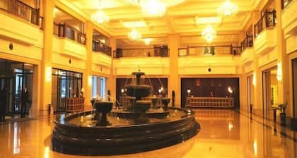 Golden Horse Hotel