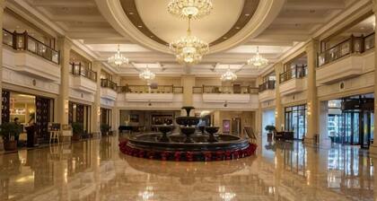 Golden Horse Hotel