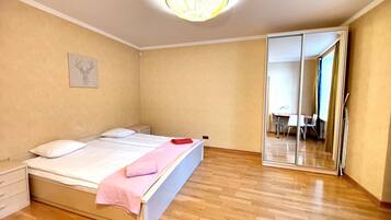 1 bedroom, iron/ironing board, free WiFi, bed sheets