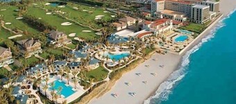 WPB Elegant 5BR | Hot Tub | Fire Pit | Near Beach