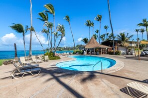 Pool - Ultra Modern/Coastal-Remodel, Oceanview, AC - Napili Shores G154 (Lahaina)