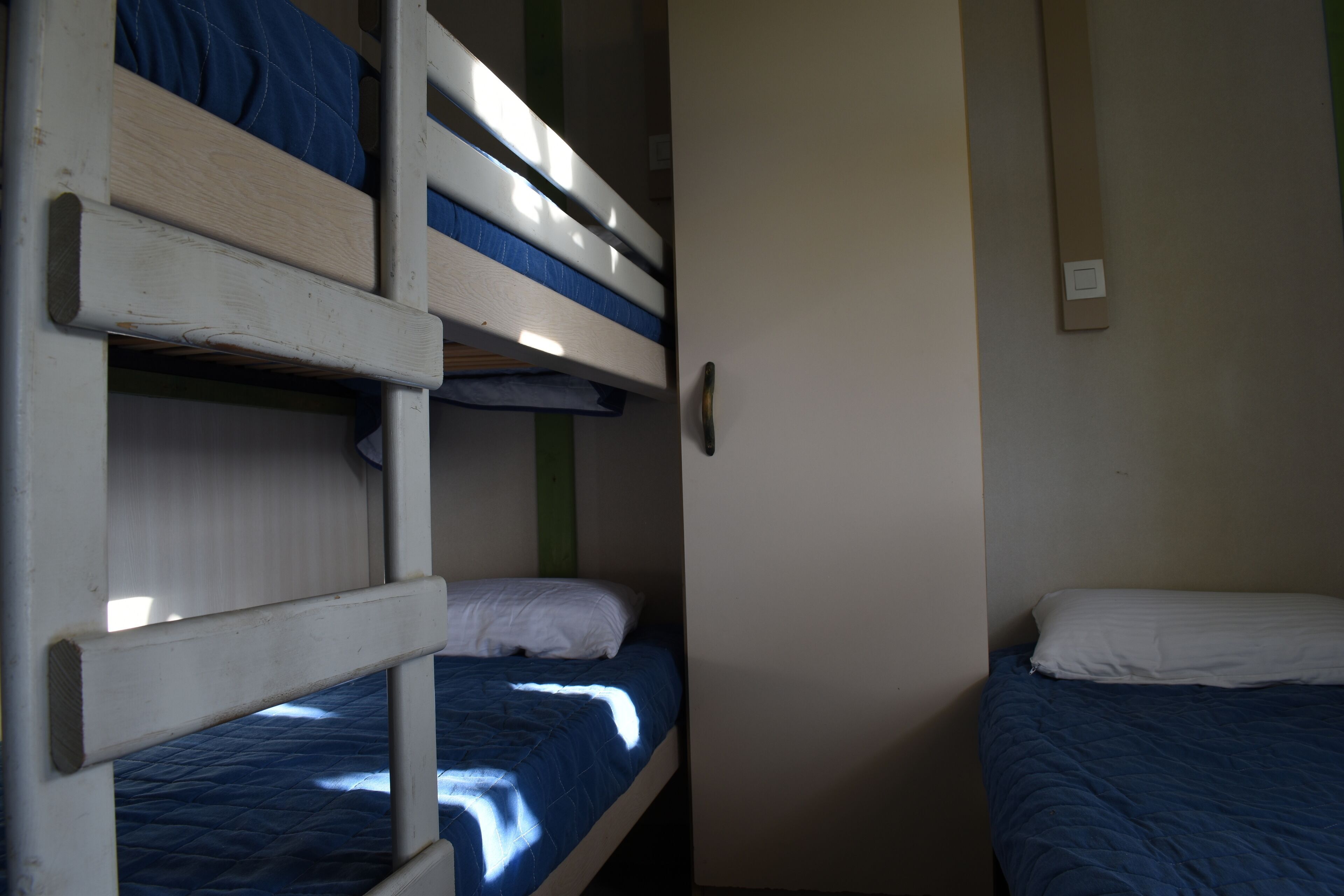 Individually furnished, free WiFi, bed sheets