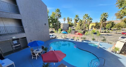 Motel 6 Sacramento, CA - Natomas & SMF Airport