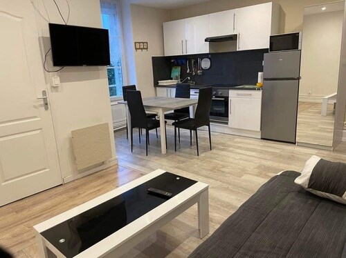 Furnished apartment 45m2 quiet and bright