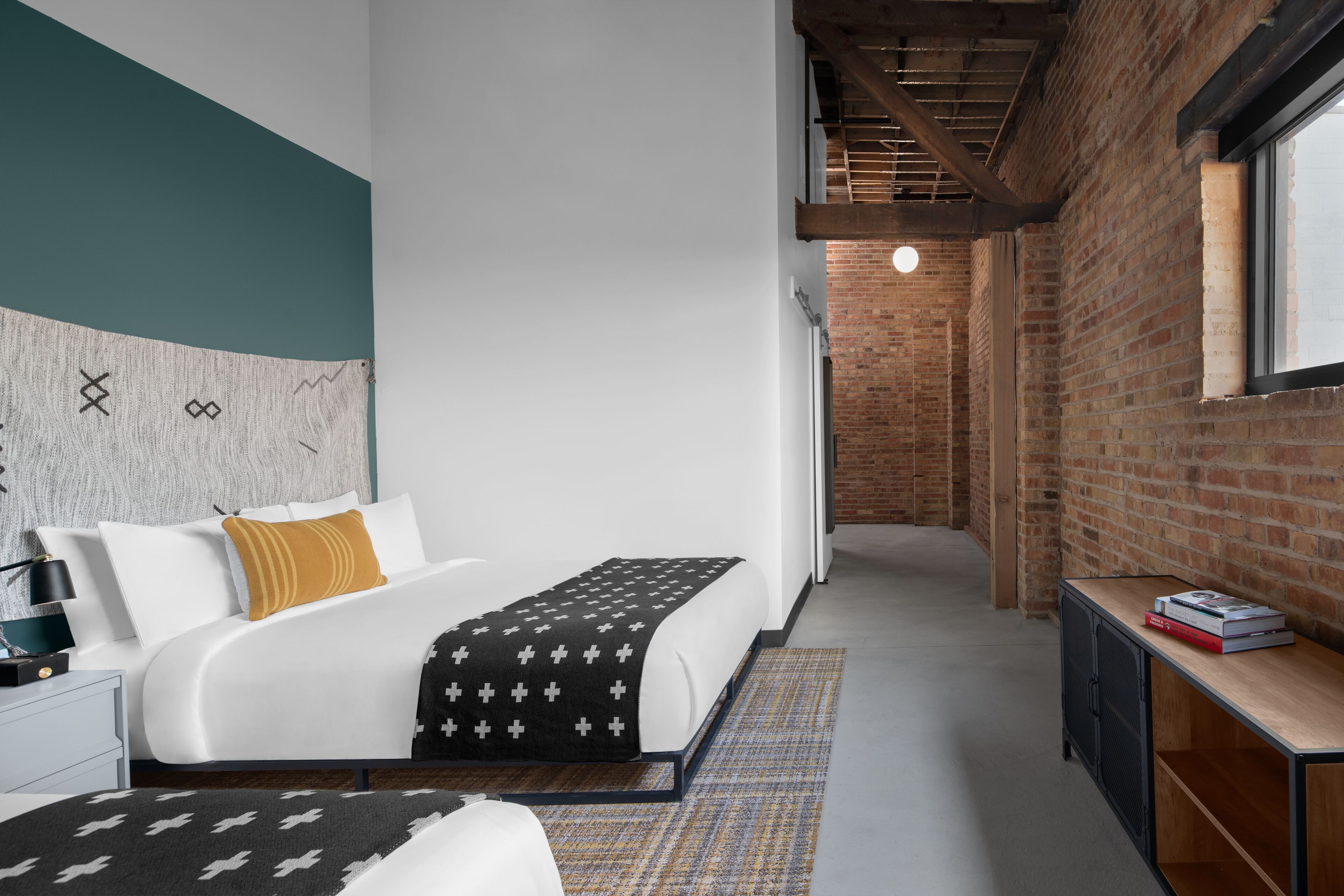 Rafter Two Queens | Iron/ironing board (on request), WiFi (free), bed sheets