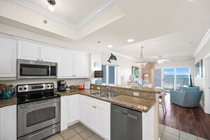 Kitchen - Beach Front Gulf Shores - Seawind 501 (Gulf Shores)