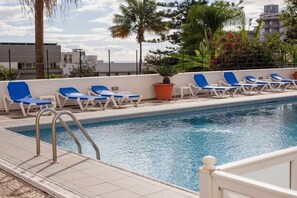 Pool - Casa Branca III by Trip2Portugal (Funchal)