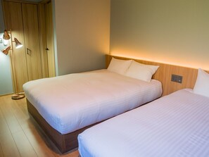 2 habitaciones, escritorio, wifi gratis y ropa de cama 