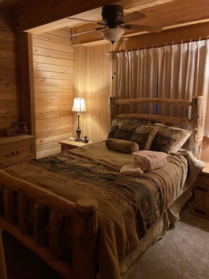 3 bedrooms, travel cot, free WiFi, bed sheets