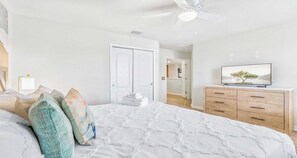 8 chambres, fer et planche à repasser, Wi-Fi, literie fournie