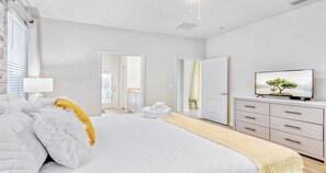 8 chambres, fer et planche à repasser, Wi-Fi, literie fournie