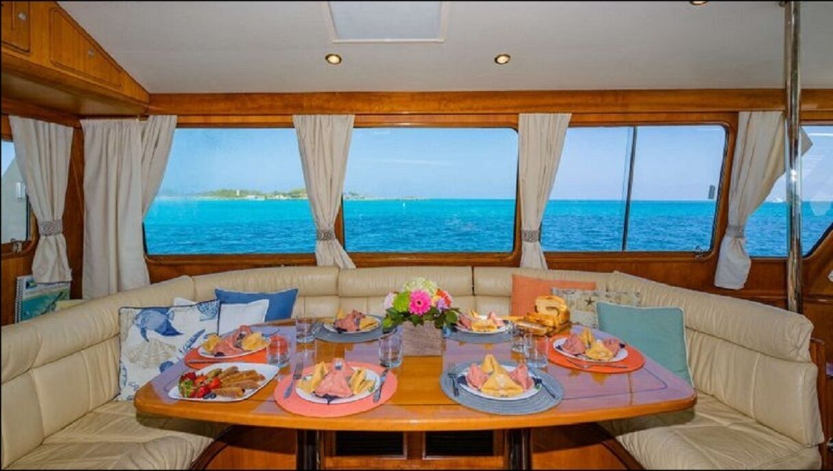Top 4 Houseboats In The Bahamas Updated 2024 Trip101