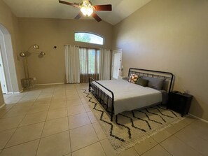 Room - Family friendly house in a peaceful neighborhood. (Goodyear)