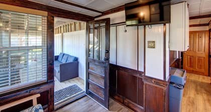 Historic suite with a private hot tub!