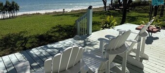 Remodeled historical spacious waterfront beach house