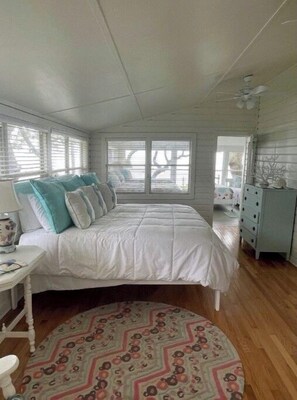 3 habitaciones, cuna de viaje, wifi gratis y ropa de cama