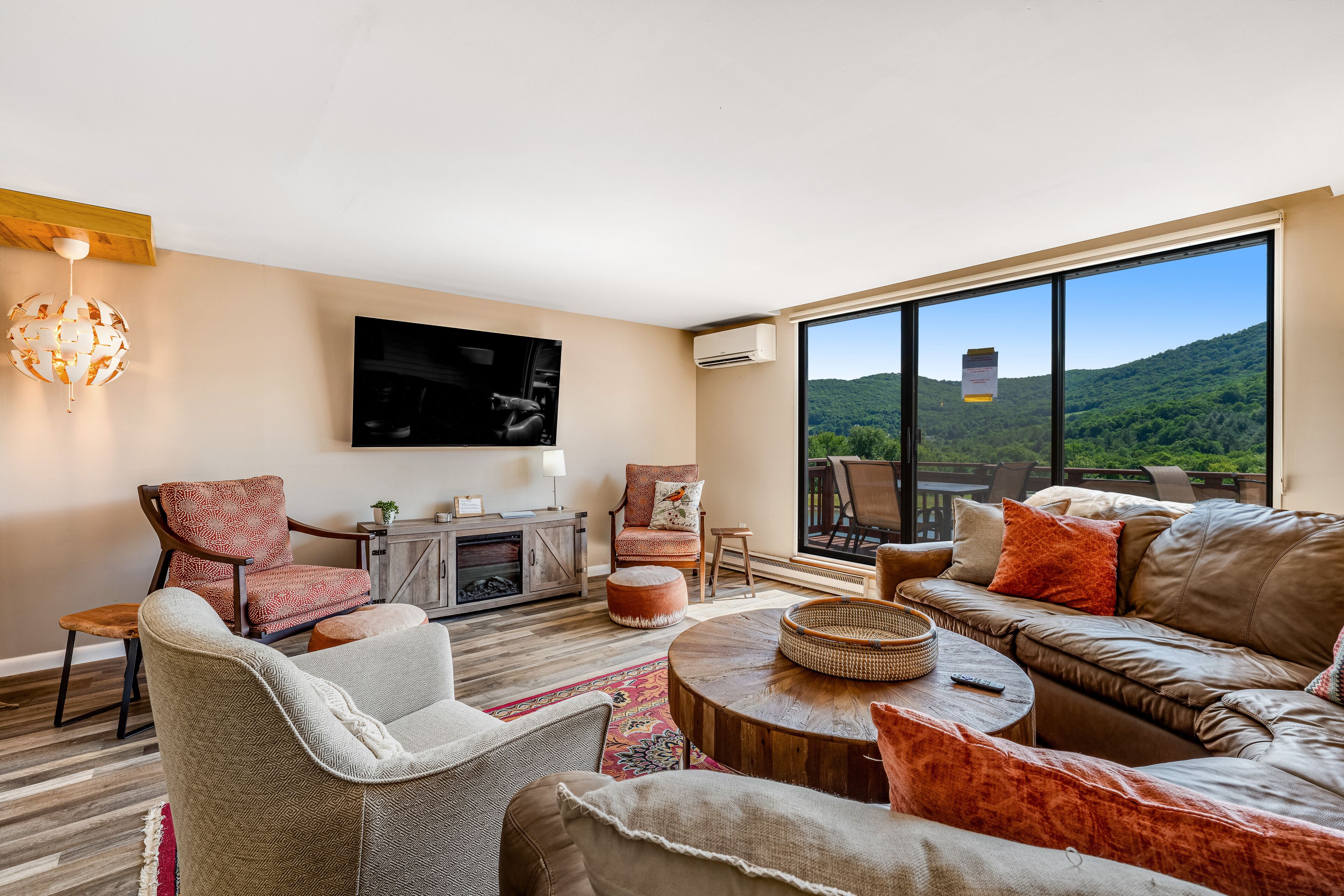 Sugar Mountain escape on Snowlake - steps to ski, golf and tennis
