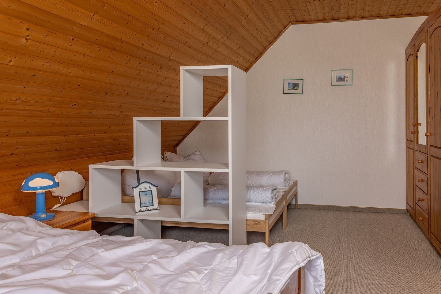 2 bedrooms
