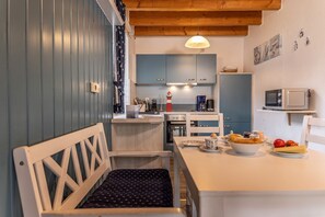 Unclassified image, 3 of 15, button - 50054 Holiday home Seefeuer - The semi-detached house with approx. 78sqm can accommodate up to 6 persons. (Wittmund)