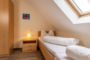 2 bedrooms, internet