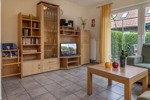 Fernseher, Stereoanlage