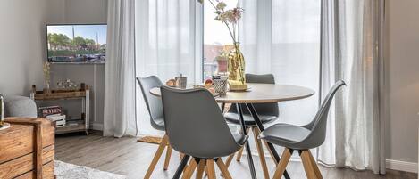 Dineren