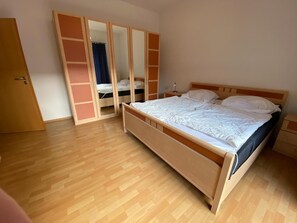 Imagen sin descripción, 3 de 18, botón