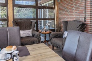 Imagen sin descripción, 3 de 17, botón