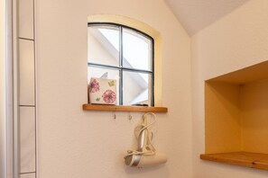 Interior - 50142 Gretchen´s Hus 2 - Geschichtsträchtiges Haus Sowie Historischer Ort: Die Urgemütliche und neu (Wangerland)