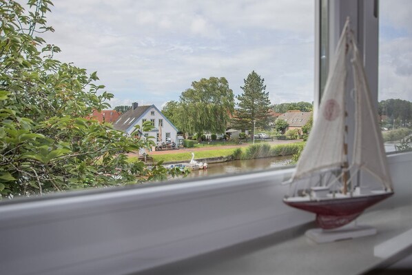 Interior - Vacation home 50128 - New and fresh: This vacation home has been lovingly renovated. (Wittmund)