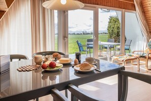 Unclassified image, 3 of 18, button - Vacation home 50170 - Exceptional and unusual: The A-cottage with its (Wittmund)