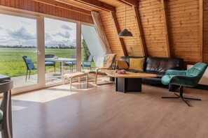 Unclassified image, 5 of 18, button - Vacation home 50170 - Exceptional and unusual: The A-cottage with its (Wittmund)